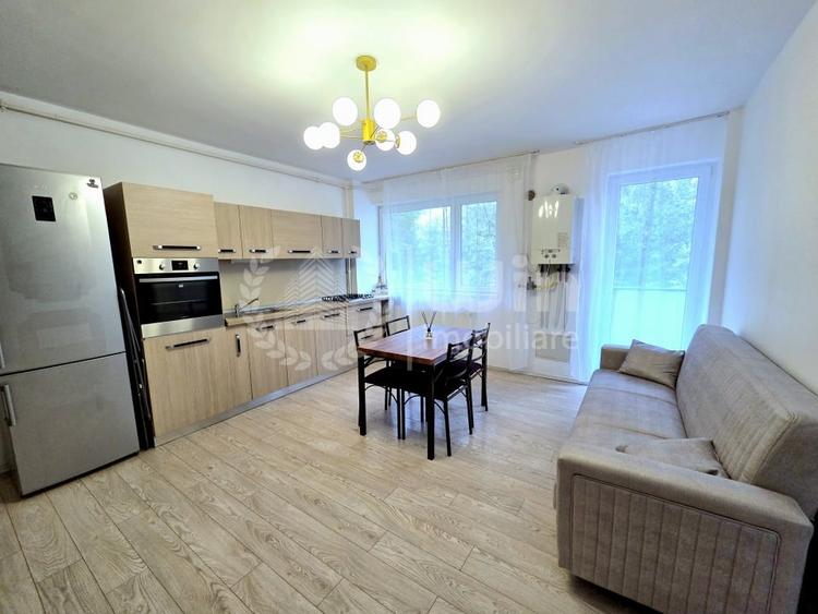 Apartament cu 2 camere semidecomandat, mobilat în Între Lacuri