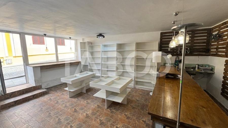Spațiu comercial, de 40 mp, în Orașul de Jos