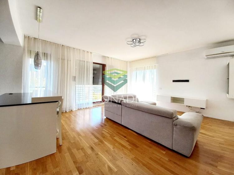 Apartament cu 3 camere semidecomandat, mobilat în Aviației