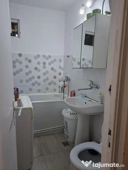 Apartament cu 2 camere nedecomandat în Ultracentral