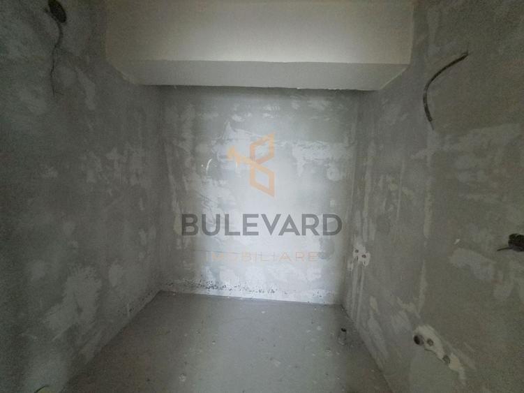 Apartament cu 3 camere semidecomandat în Mănăștur