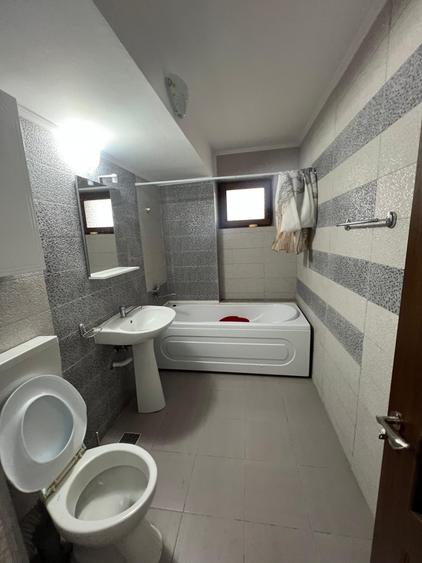 APARTAMENT 2 CAMERE, BLOC NOU, MOBILAT SI UTILAT, loc parcare și boxa - 5