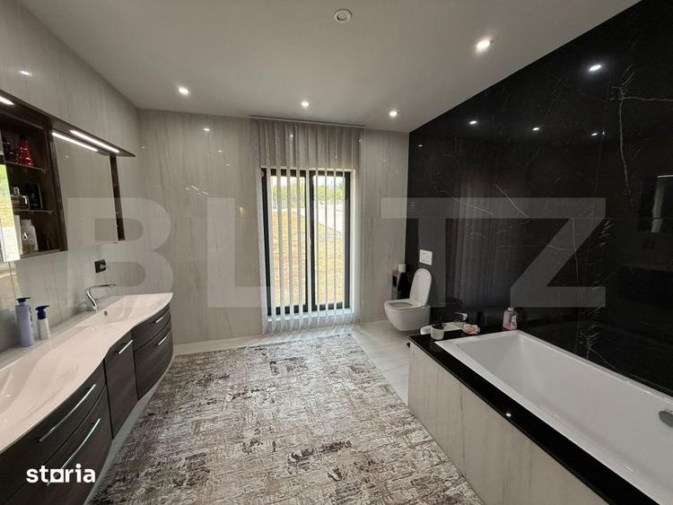 Casă cu 5 camere decomandat cu Teren 3500 Mp în Ardud