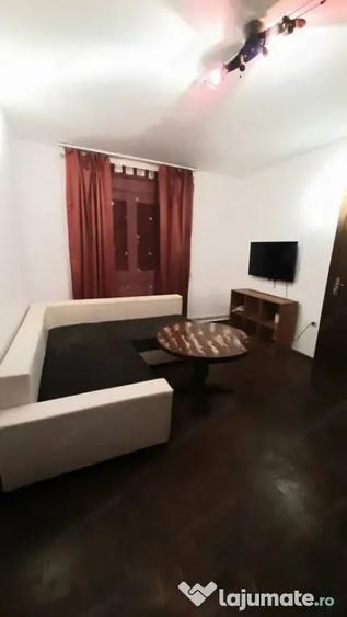 Apartament cu 2 camere decomandat în Dacia