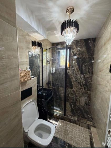 Apartament cu 2 camere decomandat în Calea București