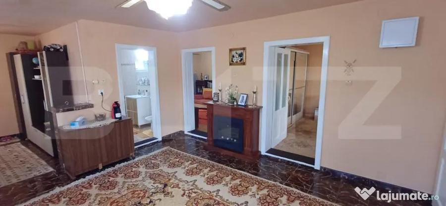 Casă cu 3 camere cu Teren 1800 Mp în Centura