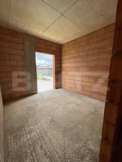 Apartament cu 3 camere decomandat în Calea Moldovei