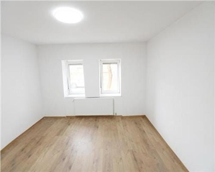 Casă cu 3 camere în Central