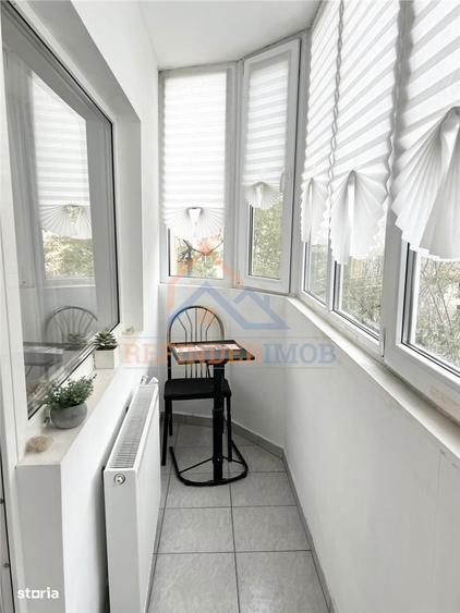 Apartament cu 2 camere semidecomandat, mobilat în Tineretului
