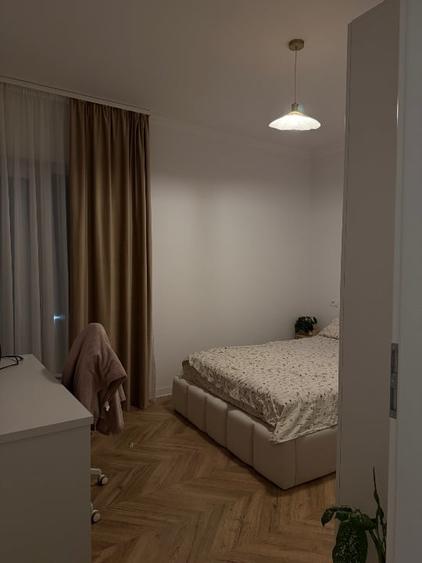 Apartament cu 2 camere semidecomandat, mobilat în Giroc