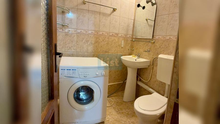 Apartament cu 3 camere decomandat, mobilat în Zorilor