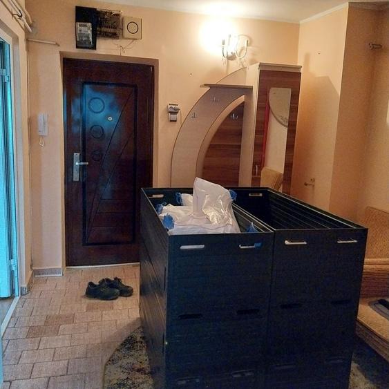 Apartament cu 4 camere decomandat în Central