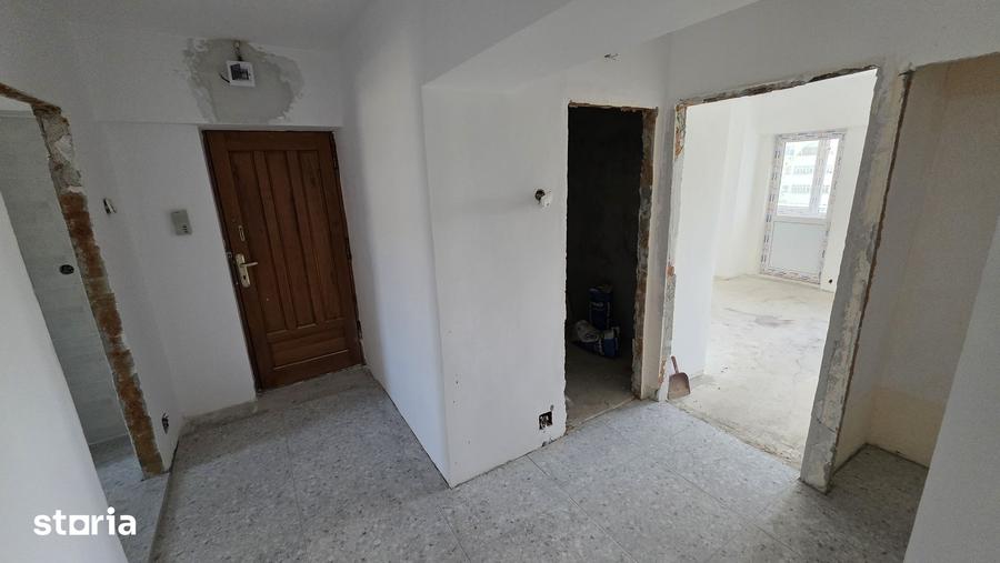 Apartament cu 3 camere în Central