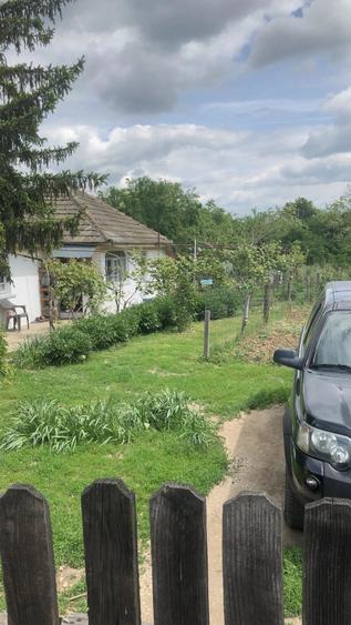 Casă cu 2 camere cu Teren 1000 Mp în Crevedia