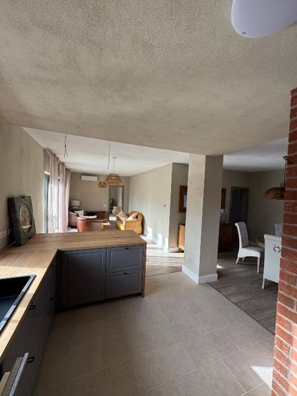 Apartament cu 3 camere decomandat, mobilat în Gheorgheni