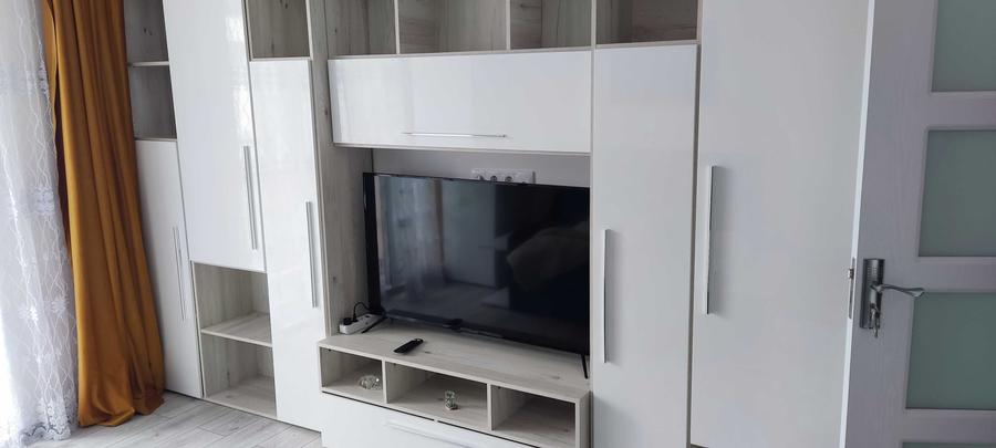 Apartament cu 2 camere semidecomandat în Florești