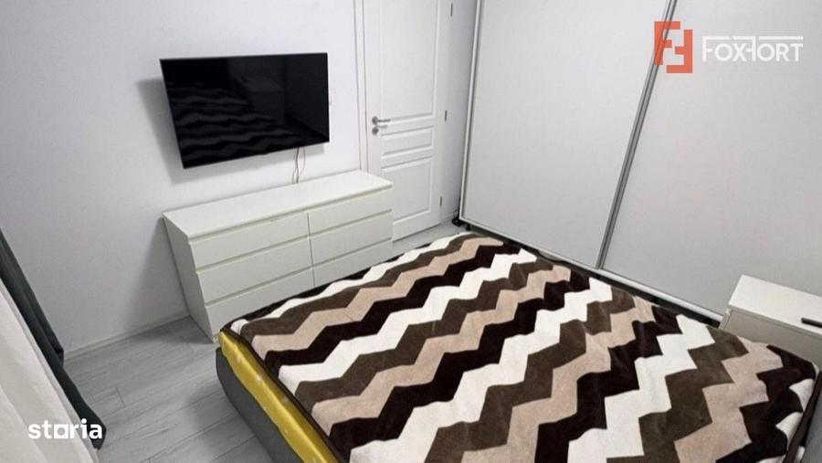 Apartament cu 2 camere decomandat în Girocului