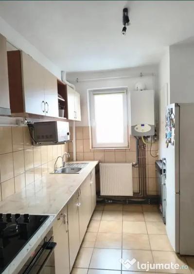 Apartament 2 camere, semidecomandat - zona Tractorul. - 3