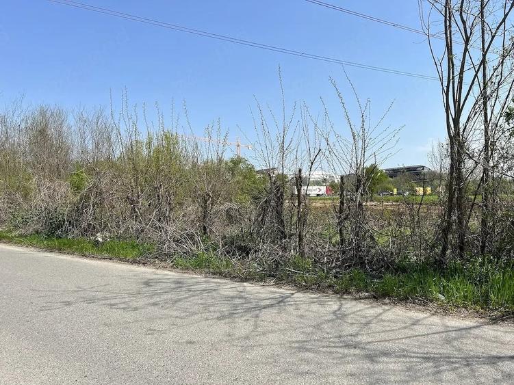 Teren de 1045 mp, în Splaiul Unirii