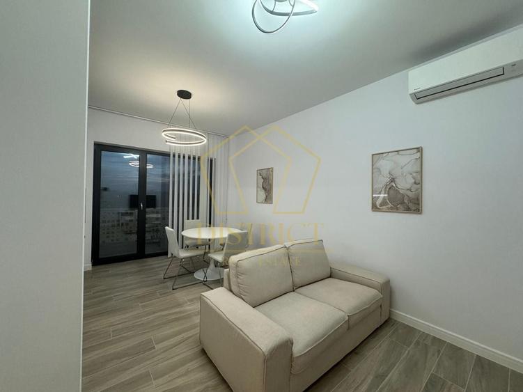Apartament cu 3 camere semidecomandat, mobilat în Giroc