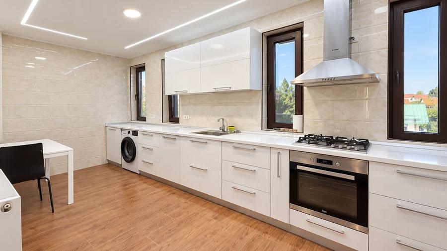 Apartament cu 3 camere, mobilat în Pipera