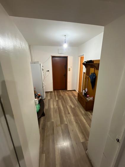 Garsonieră decomandată în Alexandru Obregia