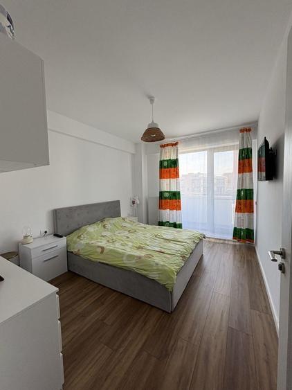 Apartament cu 2 camere semidecomandat, mobilat în Tomis Plus