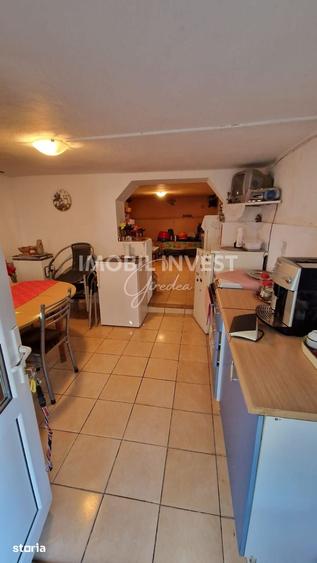 Casă cu 5 camere cu Teren 1750 Mp în Central