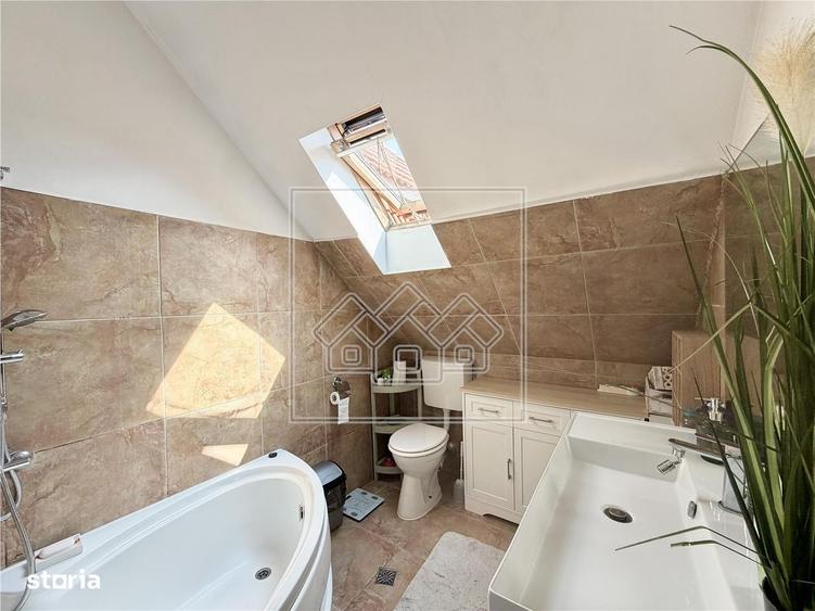 Casă cu 4 camere cu Teren 200 Mp în Central