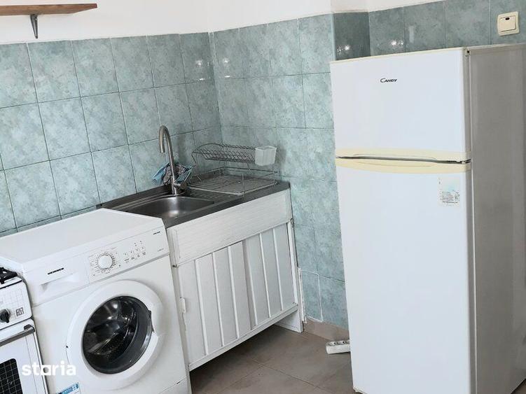 Garsonieră decomandată, mobilată în Tei