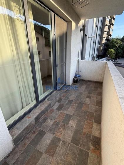 Apartament cu 2 camere decomandat, mobilat în Berceni