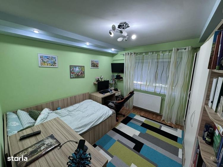Apartament cu 2 camere decomandat în Carpați 2