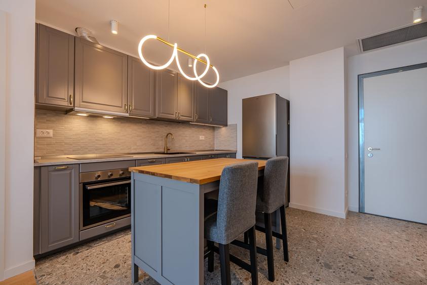 Apartament cu 2 camere semidecomandat în Floreasca