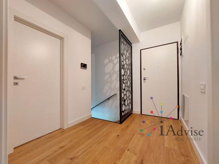Apartament cu 3 camere decomandat, mobilat în Drumul Poienii