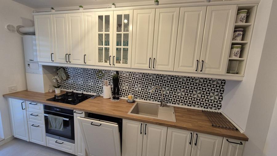 Apartament cu 2 camere decomandat în Cățelu