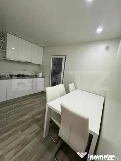 Apartament cu 2 camere decomandat în Siret