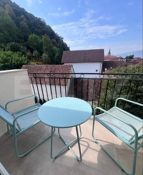 Apartament cu 2 camere decomandat, mobilat în Râșnov