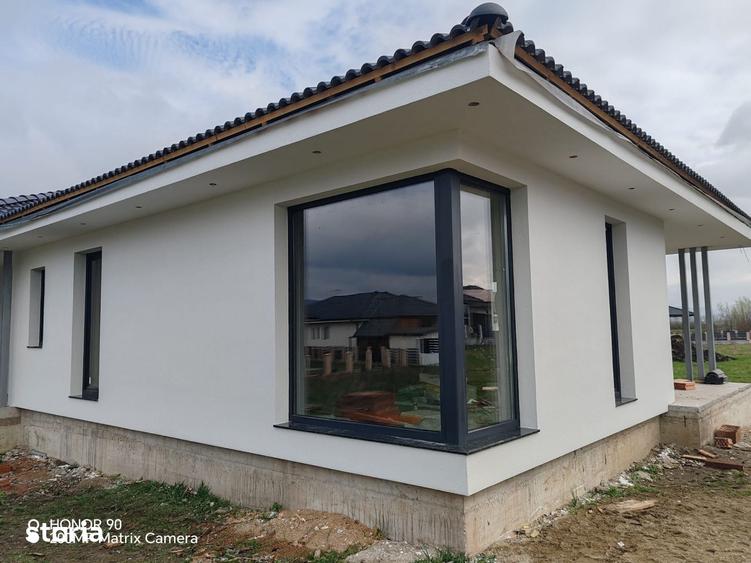 Casă cu 5 camere cu Teren 500 Mp în Central
