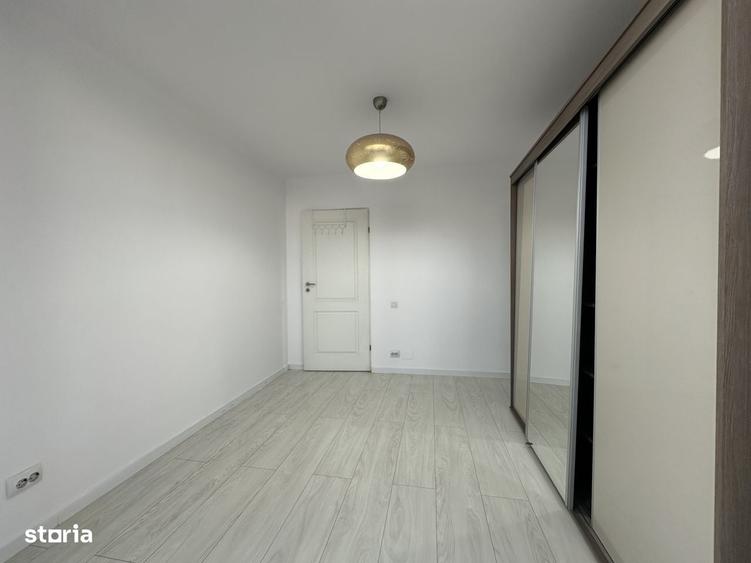 Apartament cu 3 camere semidecomandat în Ultracentral
