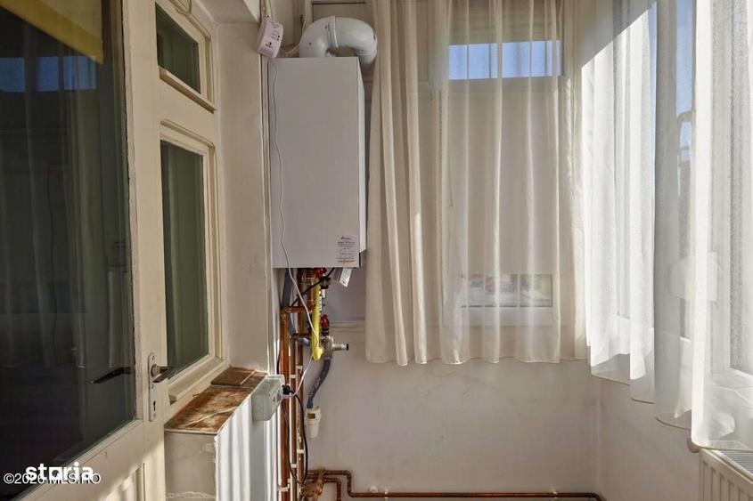 Apartament cu 3 camere decomandat în Soarelui