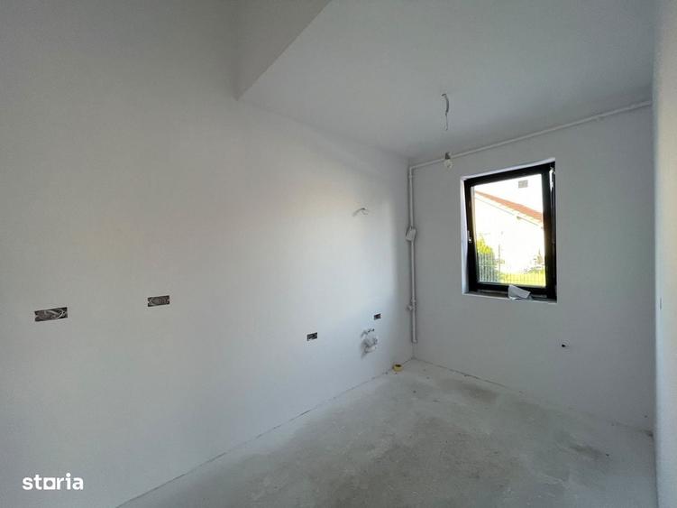 Casă cu 4 camere în Ghiroda