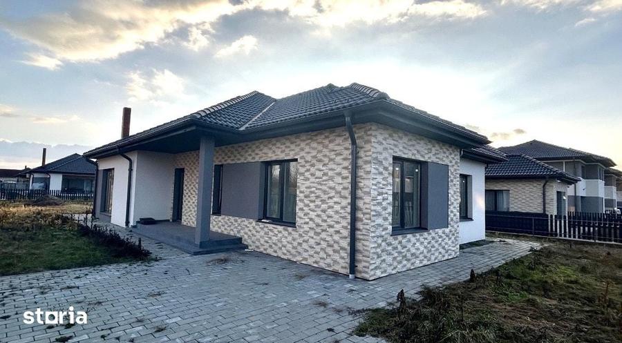 Casă cu 4 camere cu Teren 620 Mp în Apahida