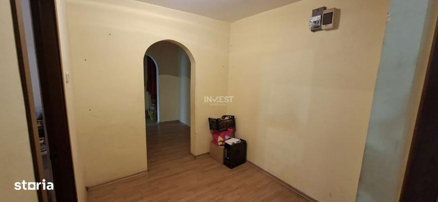 Apartament cu 3 camere decomandat în Dacia