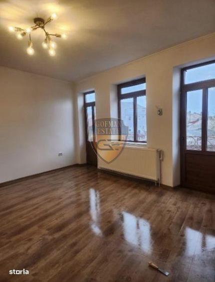 Apartament cu 3 camere în Ultracentral