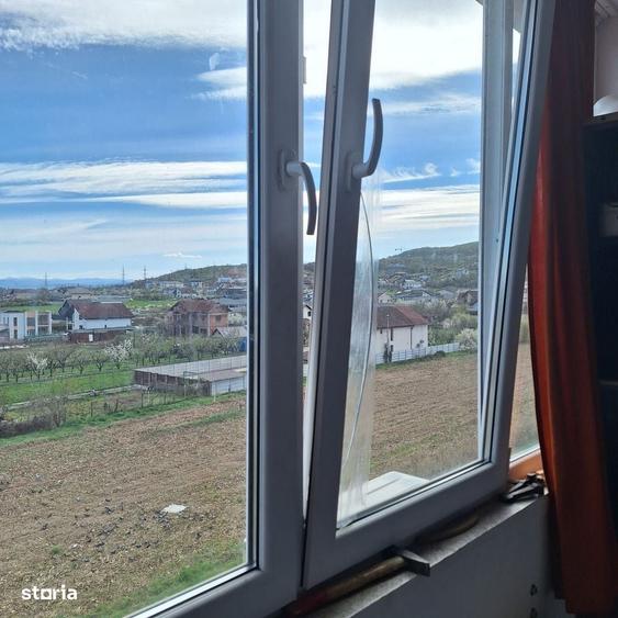 Apartament cu 2 camere, mobilat în Micești