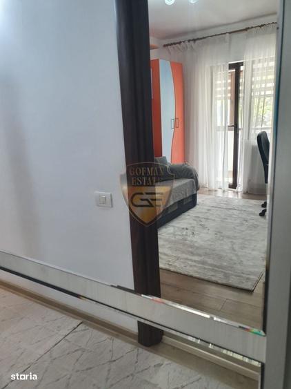 Apartament cu 3 camere decomandat în Faleza Nord