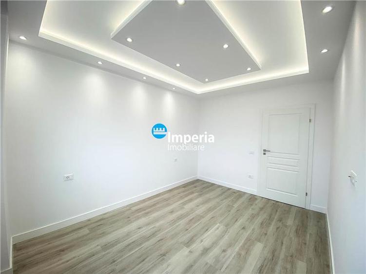 Apartament cu 3 camere decomandat în Dacia