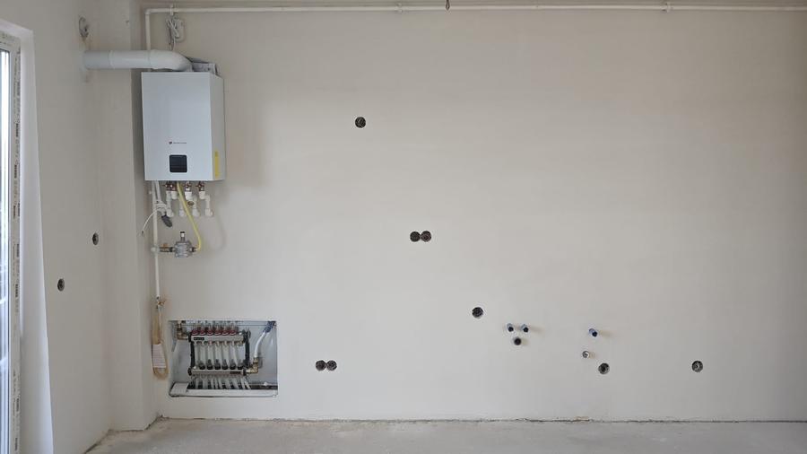 Apartament cu 3 camere semidecomandat în Apahida