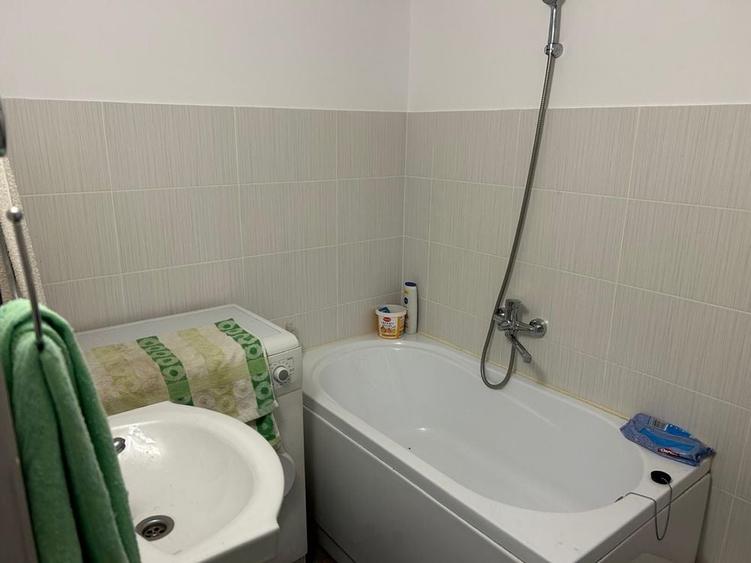 Casă cu 4 camere în Secăria