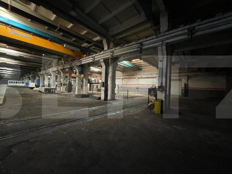 Spațiu industrial, de 1,400 mp, în Iris